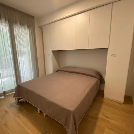 Modern With Terrace Apartment